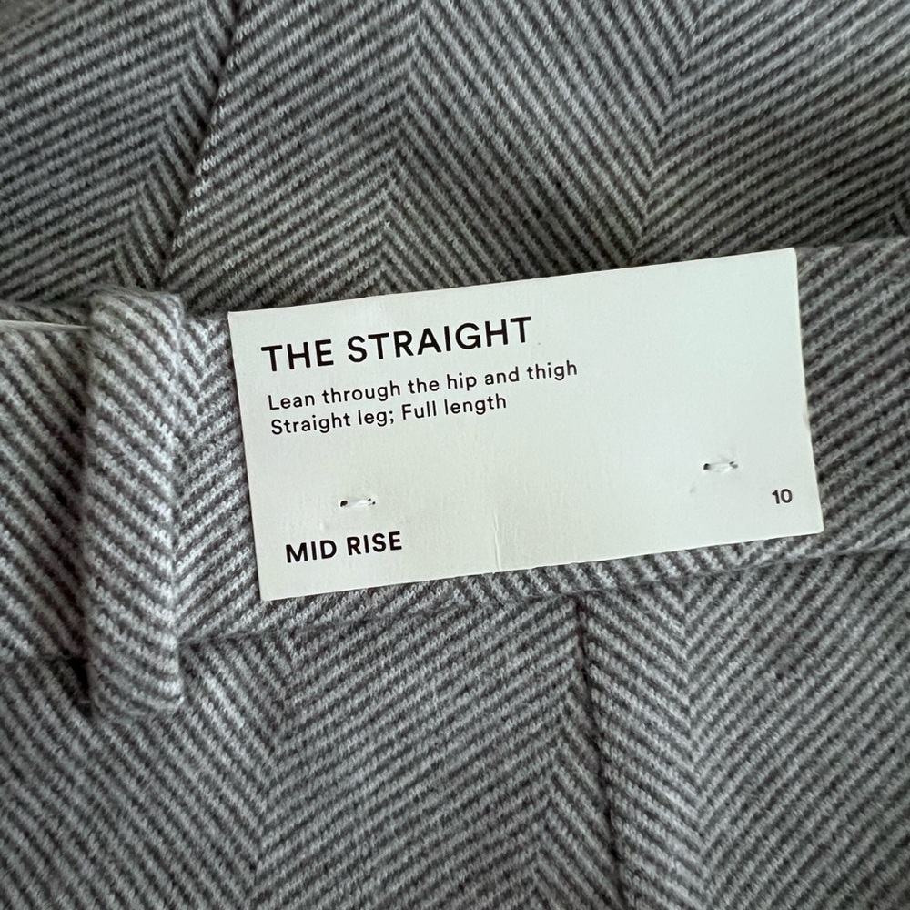 Cooler weather NWT Ann Taylor The Straight sz 10 women’s gray pants 30” inseam.